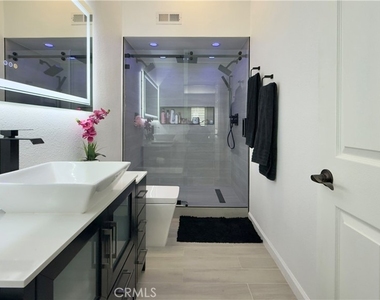 27838 Dexter Drive - Photo Thumbnail 20