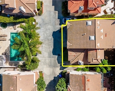 10002 Reseda Boulevard - Photo Thumbnail 41