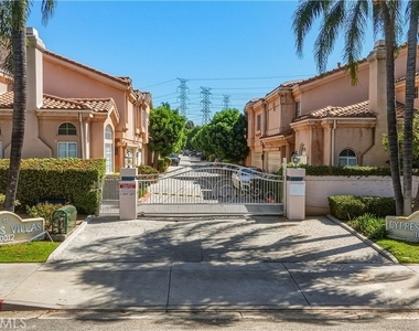 10002 Reseda Boulevard - Photo Thumbnail 34
