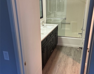 2700 Lawrence Crossley Road - Photo Thumbnail 14