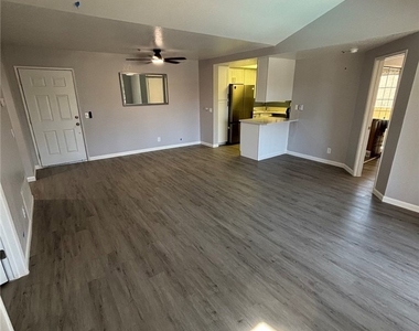 2700 Lawrence Crossley Road - Photo Thumbnail 6