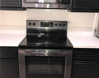 1175 Tivoli Lane - Photo Thumbnail 9