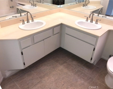 1175 Tivoli Lane - Photo Thumbnail 18