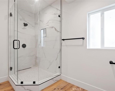 6035 Colfax - Photo Thumbnail 14