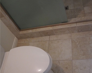 21820 Marylee Street - Photo Thumbnail 15