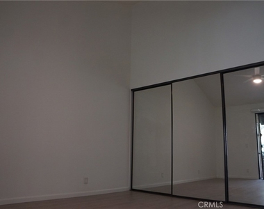21820 Marylee Street - Photo Thumbnail 9