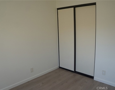 21820 Marylee Street - Photo Thumbnail 14