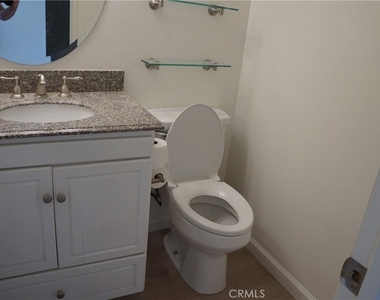 21820 Marylee Street - Photo Thumbnail 11