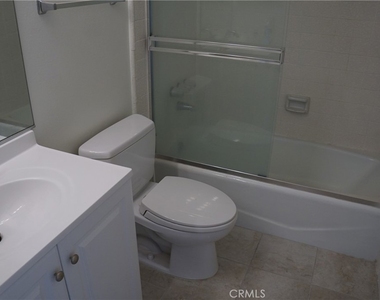 21820 Marylee Street - Photo Thumbnail 13