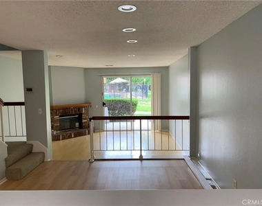5604 Las Virgenes Road - Photo Thumbnail 10