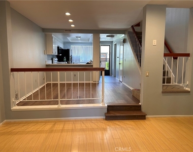 5604 Las Virgenes Road - Photo Thumbnail 8