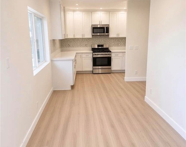 7635 Teesdale Avenue - Photo Thumbnail 2
