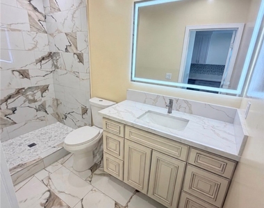 7635 Teesdale Avenue - Photo Thumbnail 5
