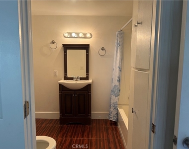 659 Elm Street - Photo Thumbnail 5