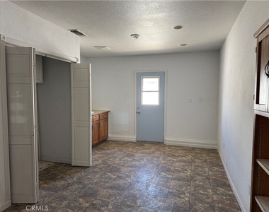 879 Baywood - Photo Thumbnail 1