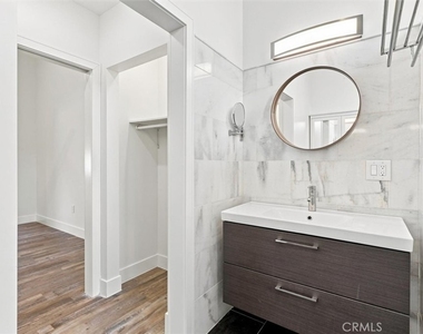 22207 Denker Avenue - Photo Thumbnail 35