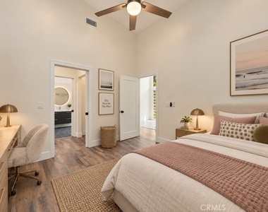 22207 Denker Avenue - Photo Thumbnail 3