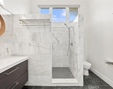 22207 Denker Avenue - Photo Thumbnail 32