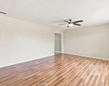 22209 Denker Avenue - Photo Thumbnail 39