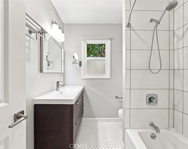 22209 Denker Avenue - Photo Thumbnail 48