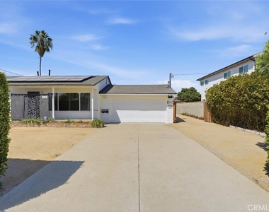 22209 Denker Avenue - Photo Thumbnail 14