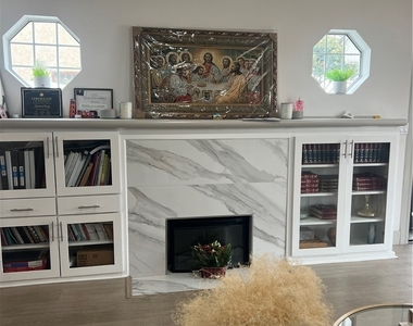 2223 W 78th Place - Photo Thumbnail 5