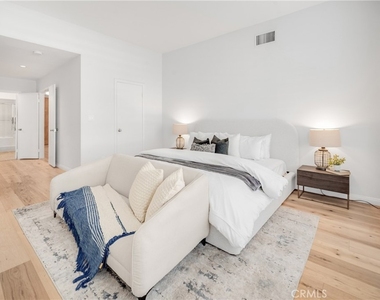 1870 Veteran Avenue - Photo Thumbnail 25