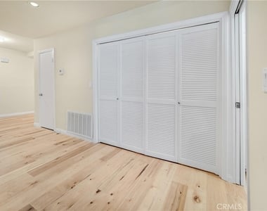 1870 Veteran Avenue - Photo Thumbnail 21