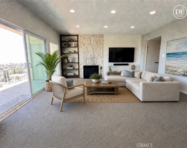 2702 S Peck - Photo Thumbnail 1