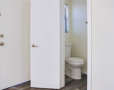 21603 Villa Pacifica Circle - Photo Thumbnail 7