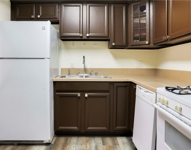 21603 Villa Pacifica Circle - Photo Thumbnail 14