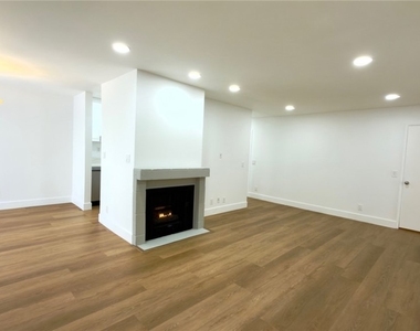 839 Hayworth - Photo Thumbnail 6