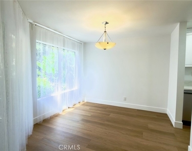 839 Hayworth - Photo Thumbnail 4
