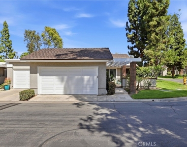 1260 Tiburon Street - Photo Thumbnail 3