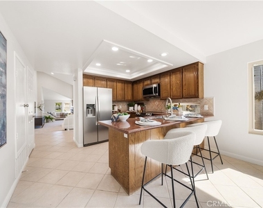 10 Alderbrook - Photo Thumbnail 17