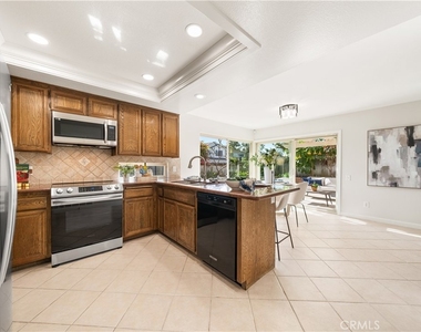 10 Alderbrook - Photo Thumbnail 13