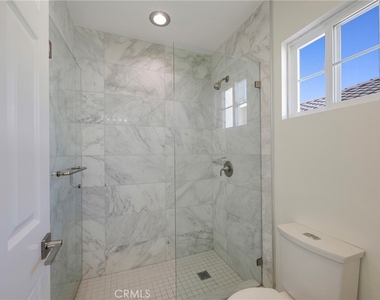 1760 Taylor Lane - Photo Thumbnail 12