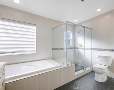 1760 Taylor Lane - Photo Thumbnail 19