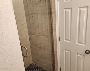 26397 Katharin Street - Photo Thumbnail 15