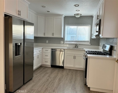 26397 Katharin Street - Photo Thumbnail 4