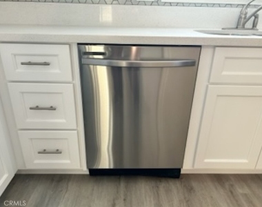 26397 Katharin Street - Photo Thumbnail 11