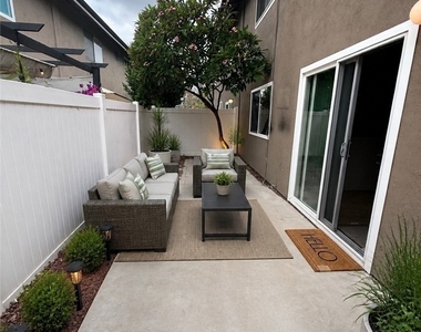 660 Glassell Street - Photo Thumbnail 14