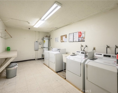 635 S Prospect Avenue - Photo Thumbnail 17
