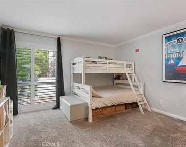 635 S Prospect Avenue - Photo Thumbnail 13