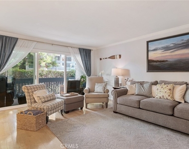 635 S Prospect Avenue - Photo Thumbnail 35