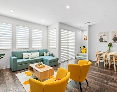 1607 W Bushell St - Photo Thumbnail 27