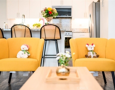 1607 W Bushell St - Photo Thumbnail 26