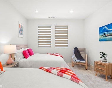 1607 W Bushell St - Photo Thumbnail 9