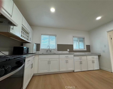 7502 Fostoria Street - Photo Thumbnail 8