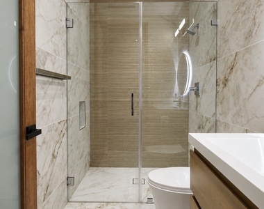 9984 Petunia Avenue - Photo Thumbnail 17